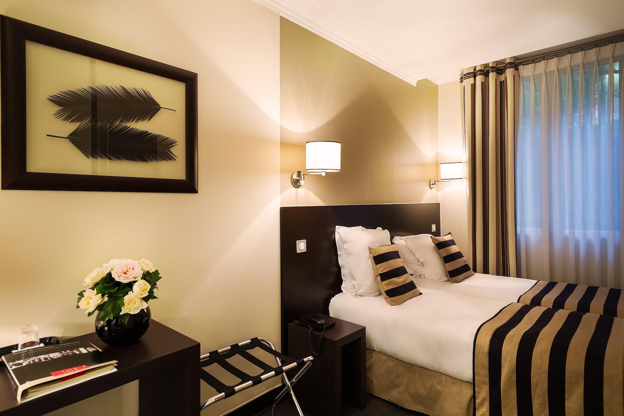 Arc Elysees Hotel Paris